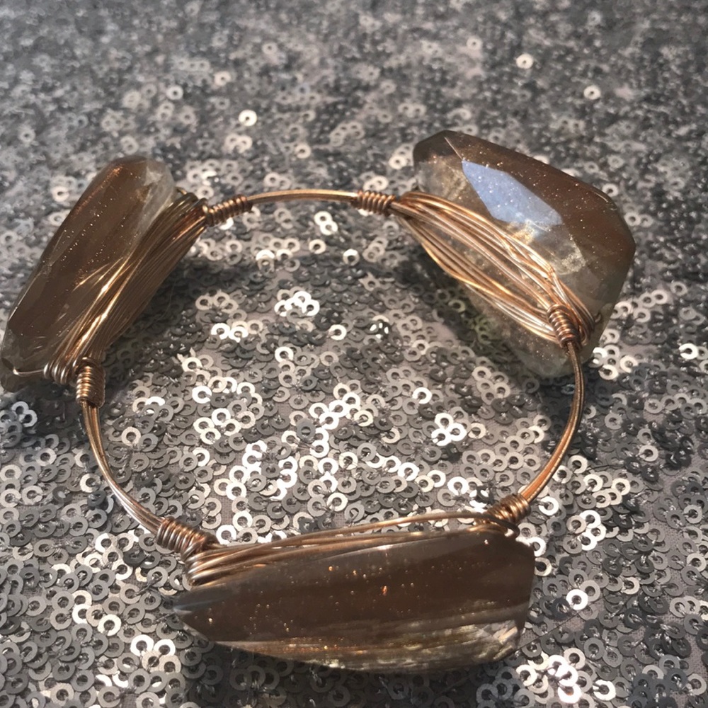 Stunning gold tone wire bracelet!!!!